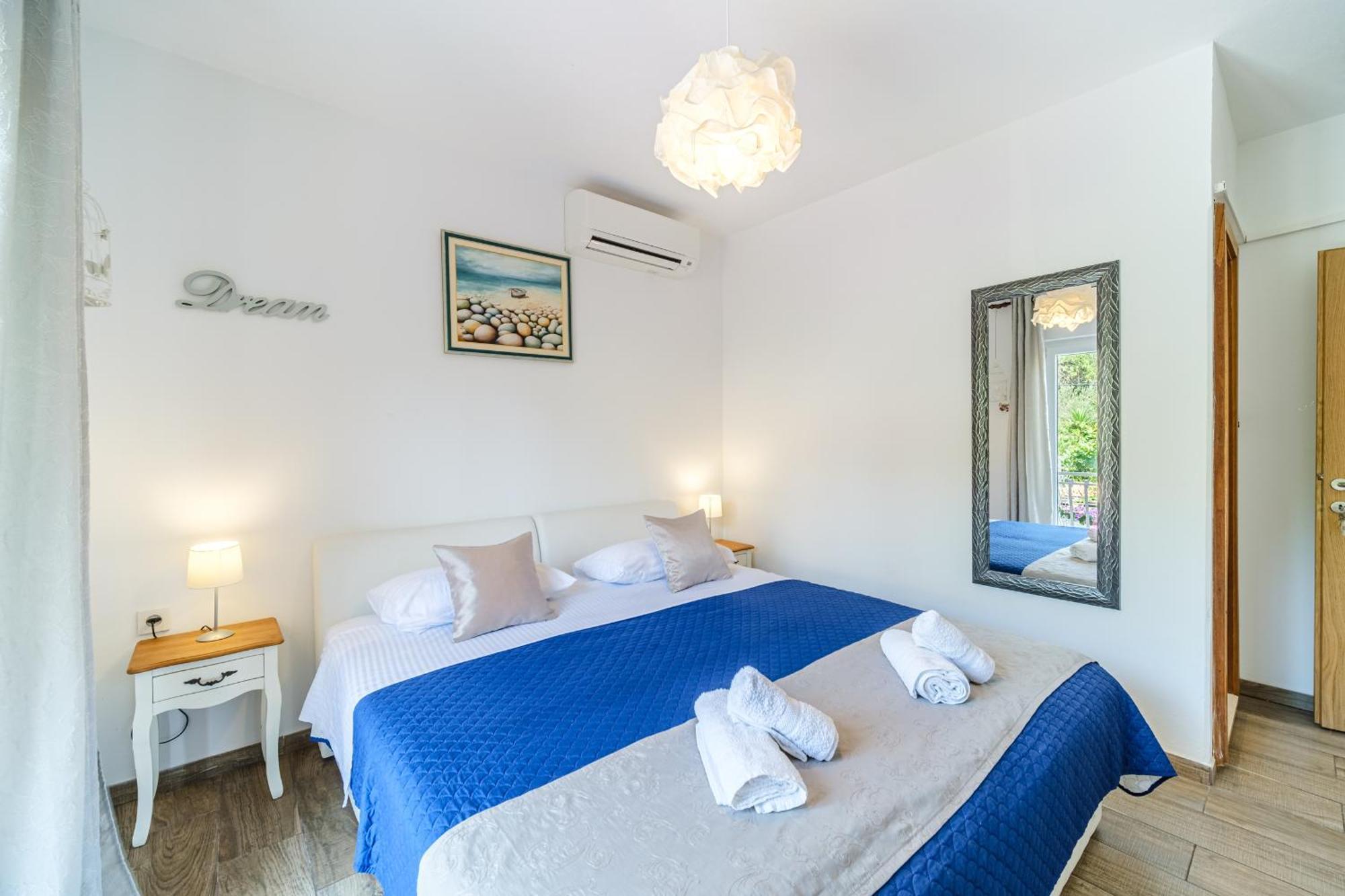 מילנה Rooms Anna מראה חיצוני תמונה