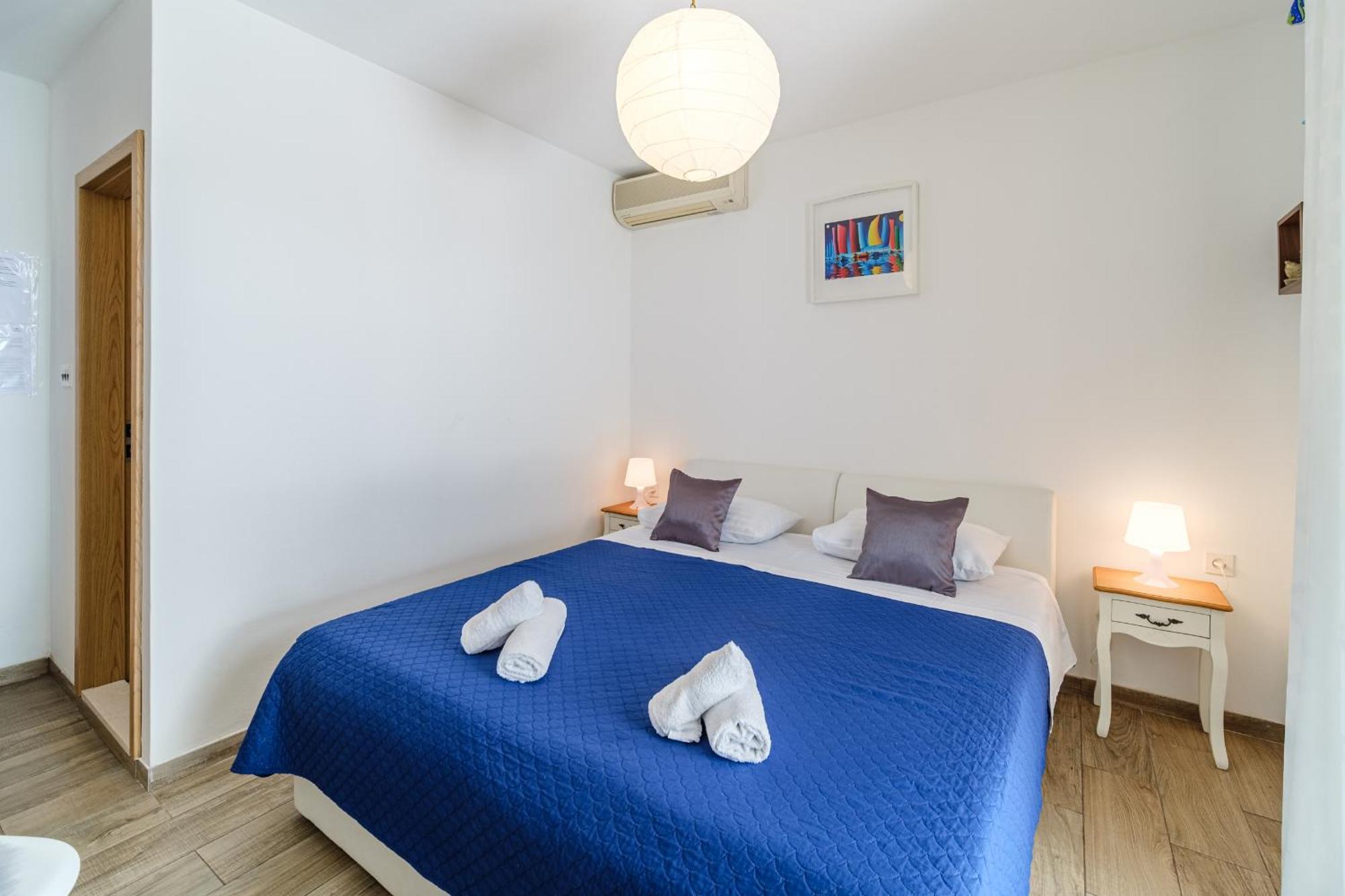 מילנה Rooms Anna מראה חיצוני תמונה